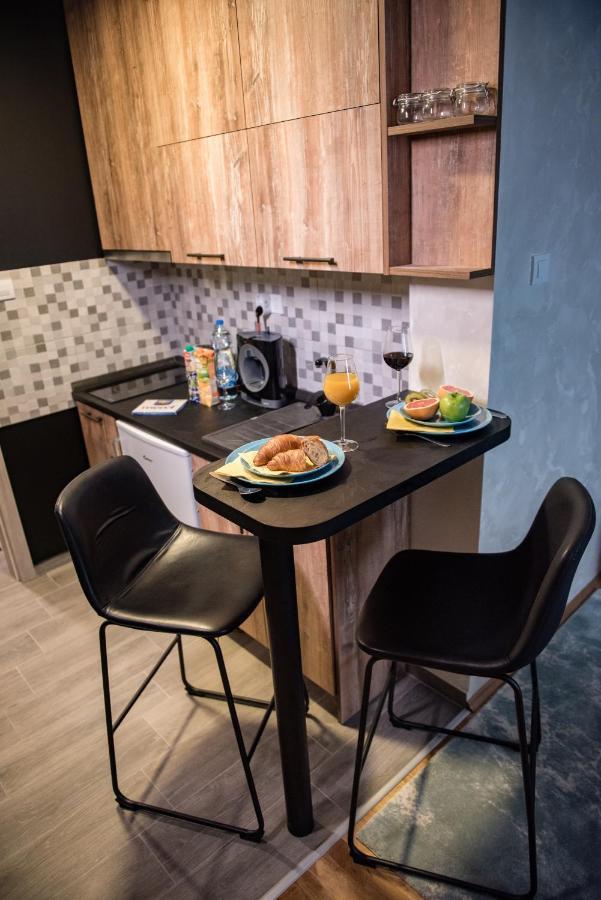 Magellan Family Lux Apartments โนวีซาด ภายนอก รูปภาพ