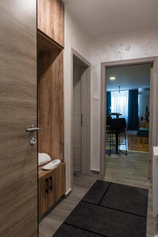 Magellan Family Lux Apartments โนวีซาด ภายนอก รูปภาพ