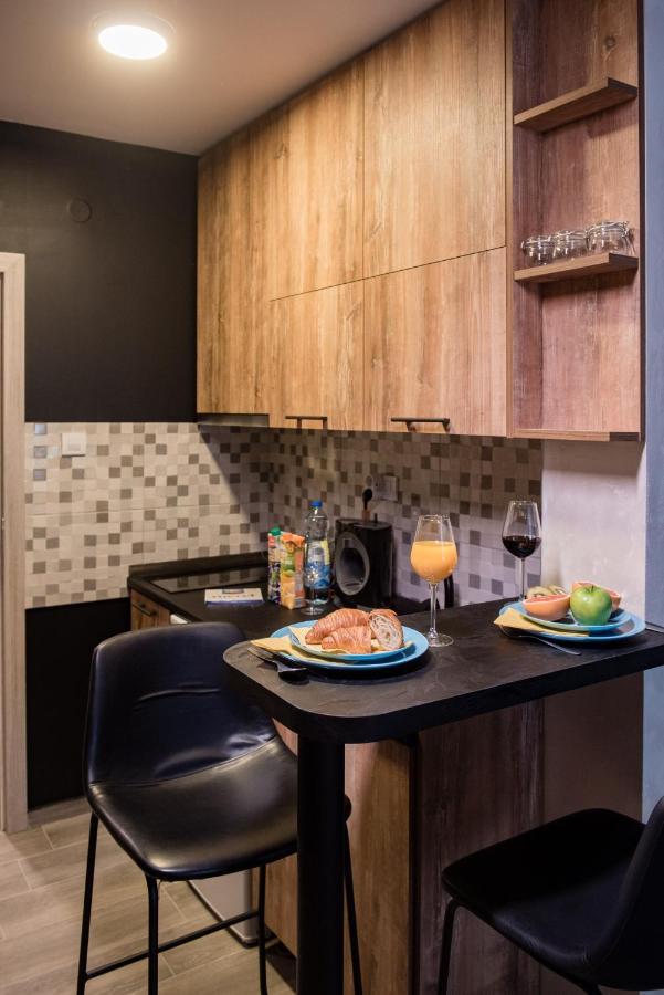 Magellan Family Lux Apartments โนวีซาด ภายนอก รูปภาพ
